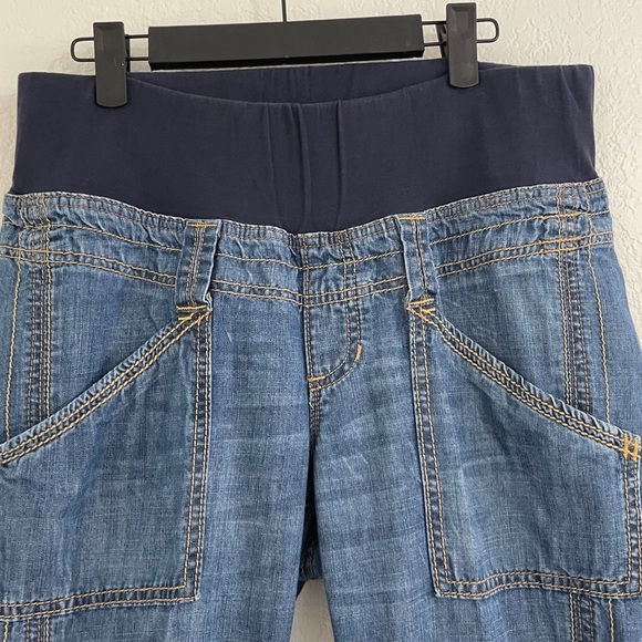 GAP Y2K Maternity size 8 Ankle Under Belly Denim Jeans with Button Accent - Picture 3 of 8